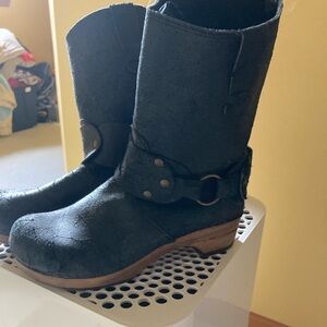 Sanita Dark Leather Moto Boots Vintage Wooden